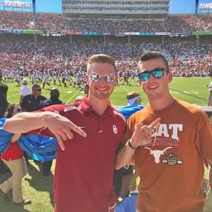 Meet your Posher, Alex